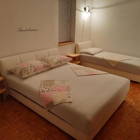 Holiday Home Villa Marin Stanici المظهر الخارجي الصورة
